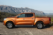 IAA 2015: Nissan NP300 Navara bietet mehr Komfort und Platz