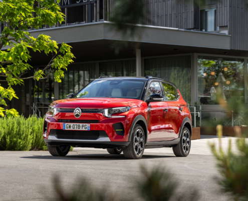 CITROËN ERWEITERT DAS Ë-C3-ANGEBOT: NEUE VARIANTE MIT 200 KM REICHWEITE* MACHT ELEKTROMOBILITÄT NOCH ERSCHWINGLICHER