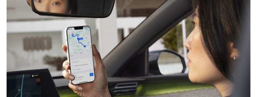 PEUGEOT bietet für seine Elektromodelle jetzt noch mehr vernetzte Dienste