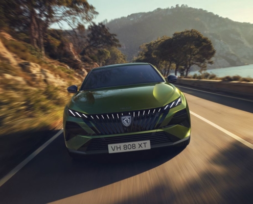 Der neue PEUGEOT 408: Fastback mit Wow-Effekt